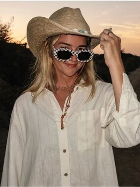 BRAND NEW: Free Fly Women's Sullivan's Shirt, Size Small, Cream with stripes